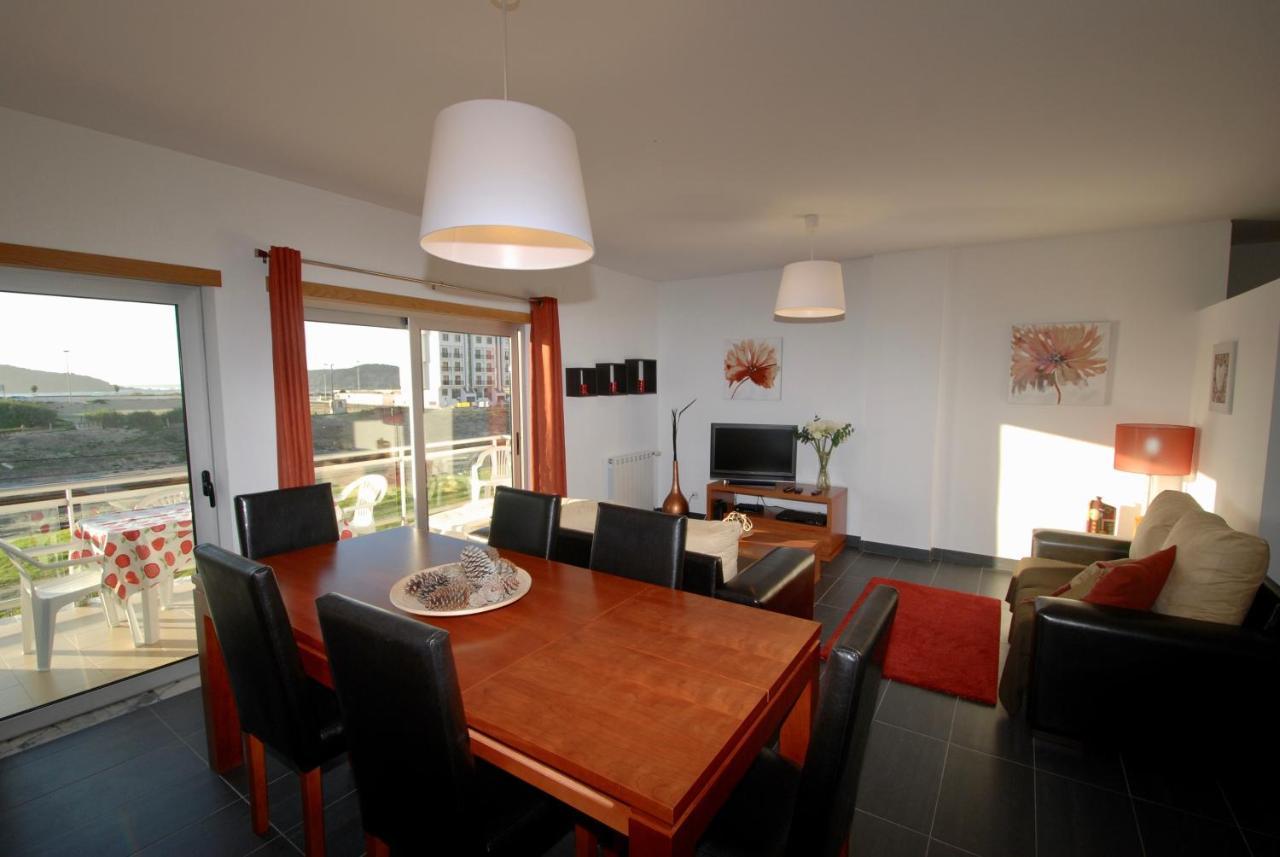 Solar - Sea View Apartment With Pool Sao Martinho do Porto Bagian luar foto
