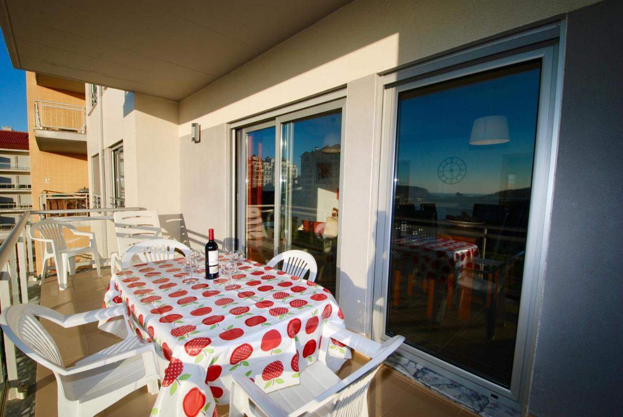 Solar - Sea View Apartment With Pool Sao Martinho do Porto Bagian luar foto