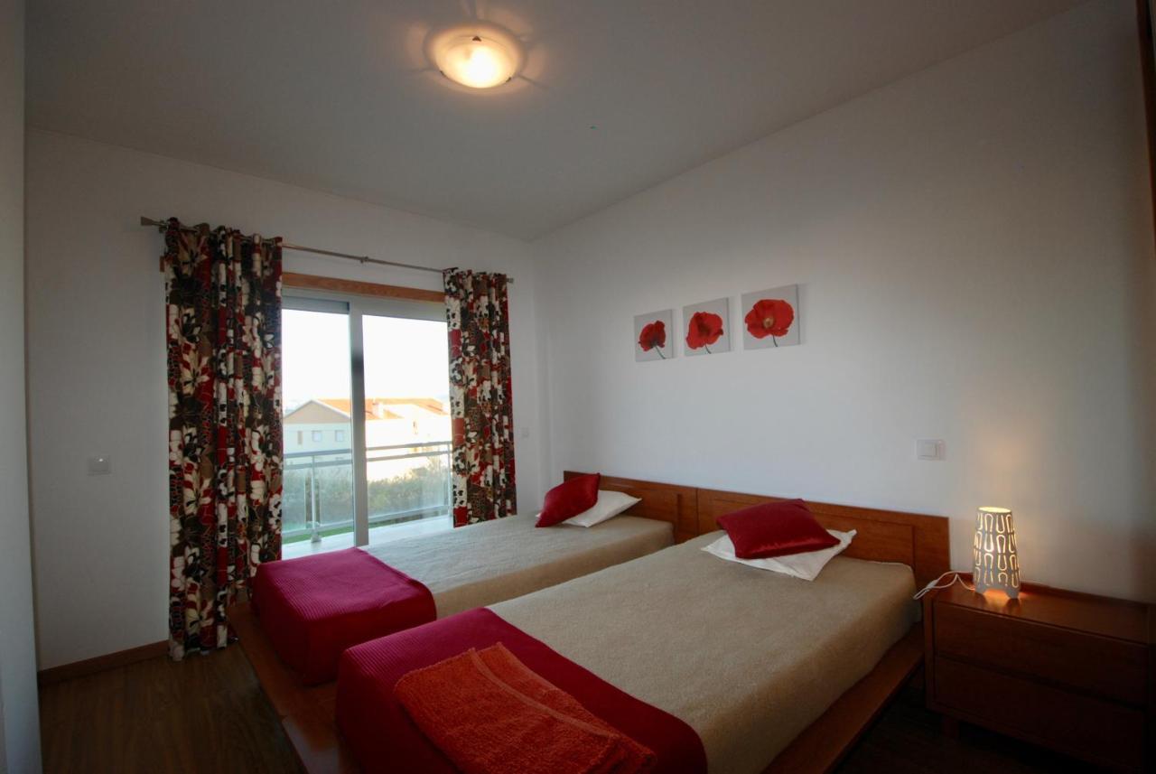 Solar - Sea View Apartment With Pool Sao Martinho do Porto Bagian luar foto